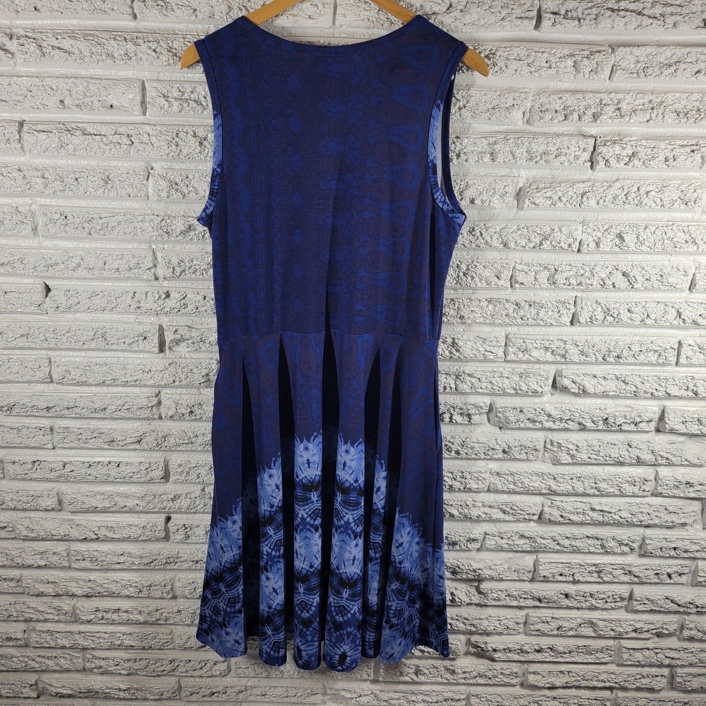 Lularoe Fit Flare Tank Dress XL Blue Tie Dye Sleeveless Pockets Crew Neck TIE18E