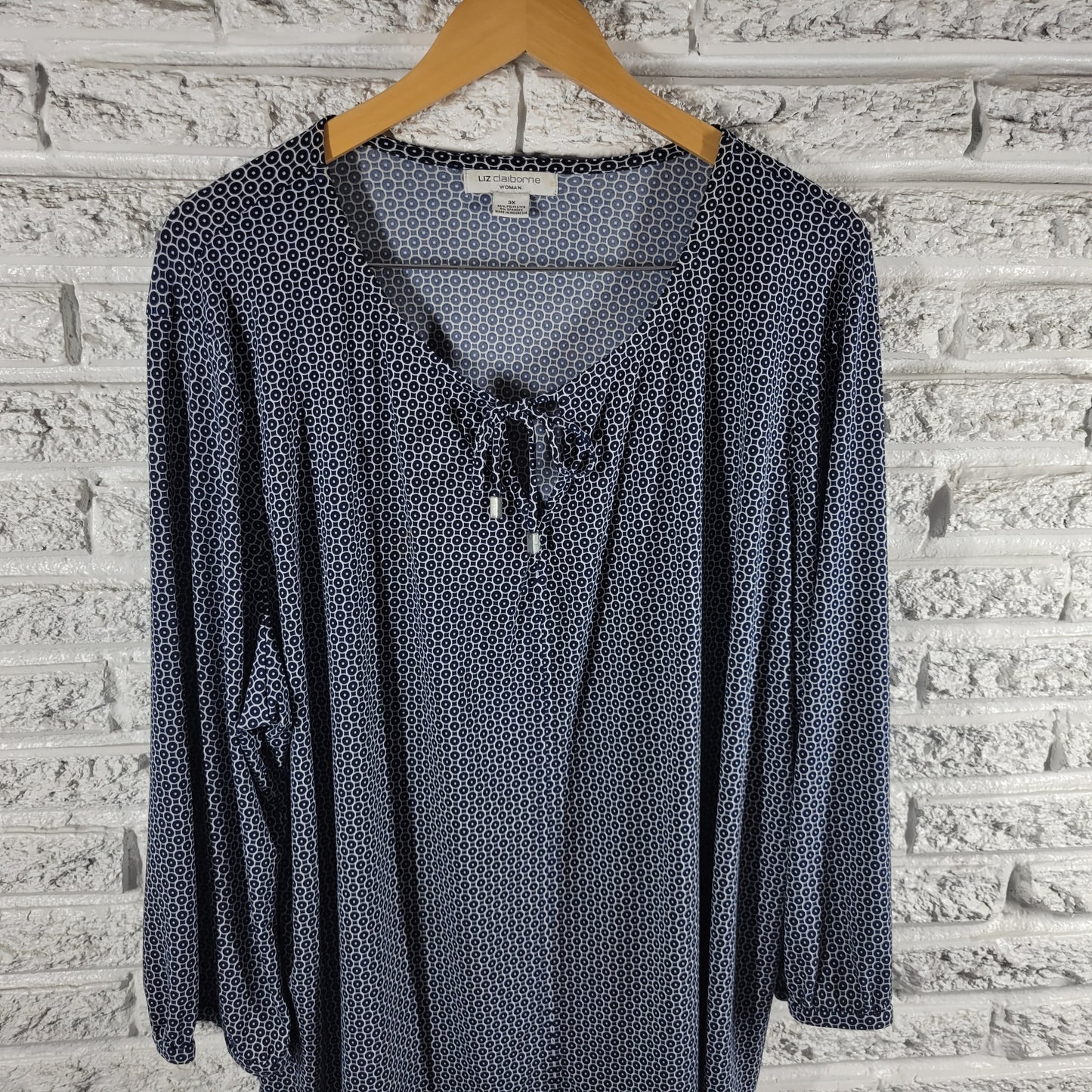 Liz Claiborne 3X Blouse Geometric Circle Keyhole Top Blue White Plus GEO167E