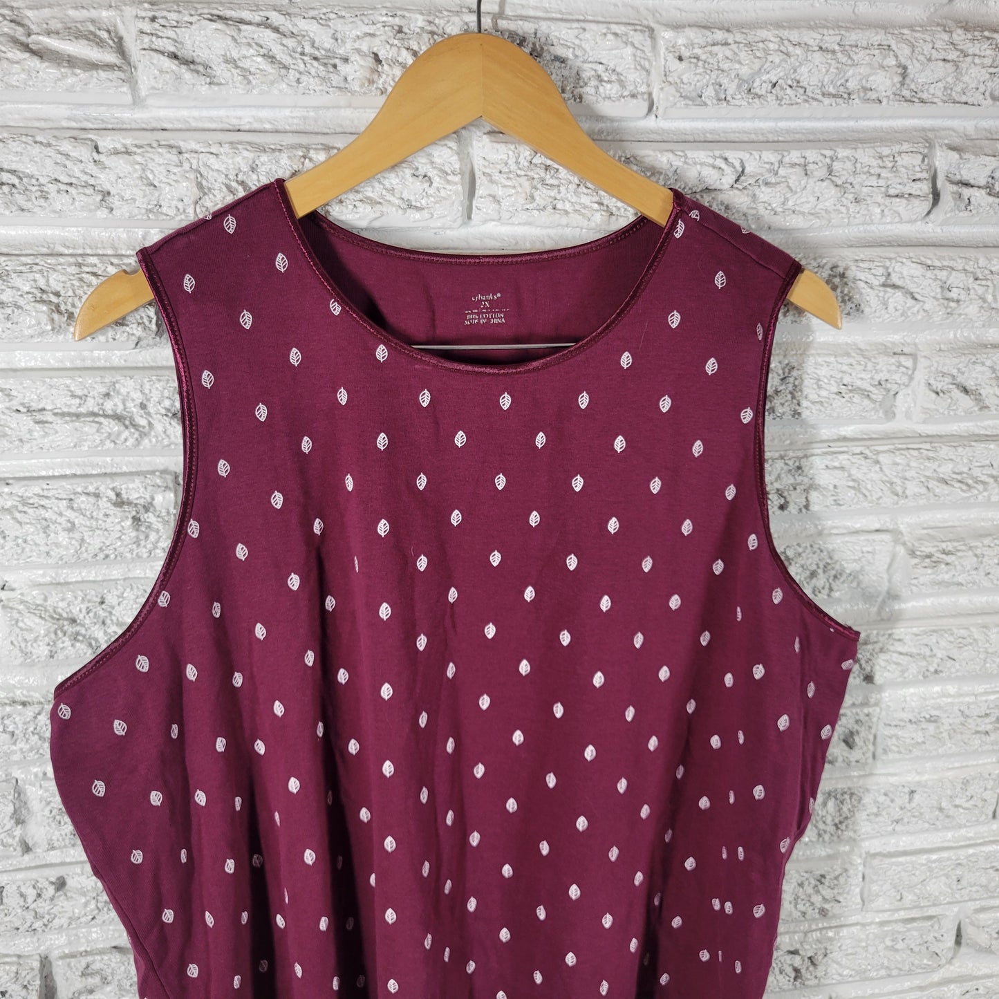 CJ Banks Womens Tank Top 2X Burgundy Leaf Pattern 100% Cotton Sleeveless BUR11E