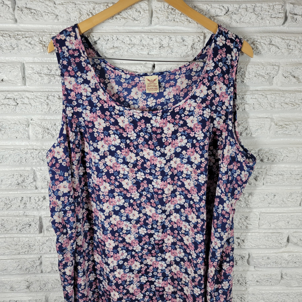 Faded Glory Women Tank Top 3X Plus Blue Pink Floral Casual Lightweight FLO179E