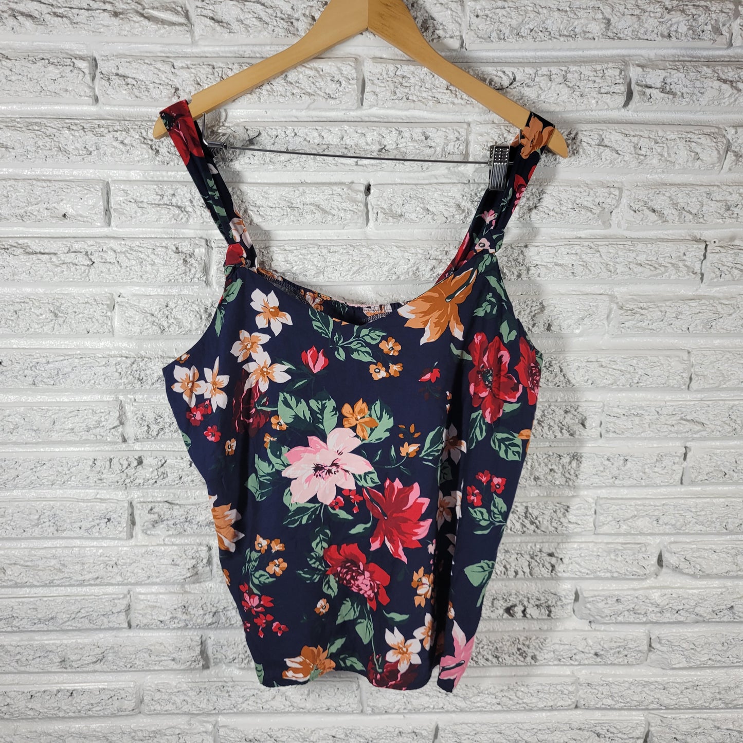 Old Navy Womens Camisole XL Floral V-Neck Rayon Cotton Strappy Tank Top FLO240E