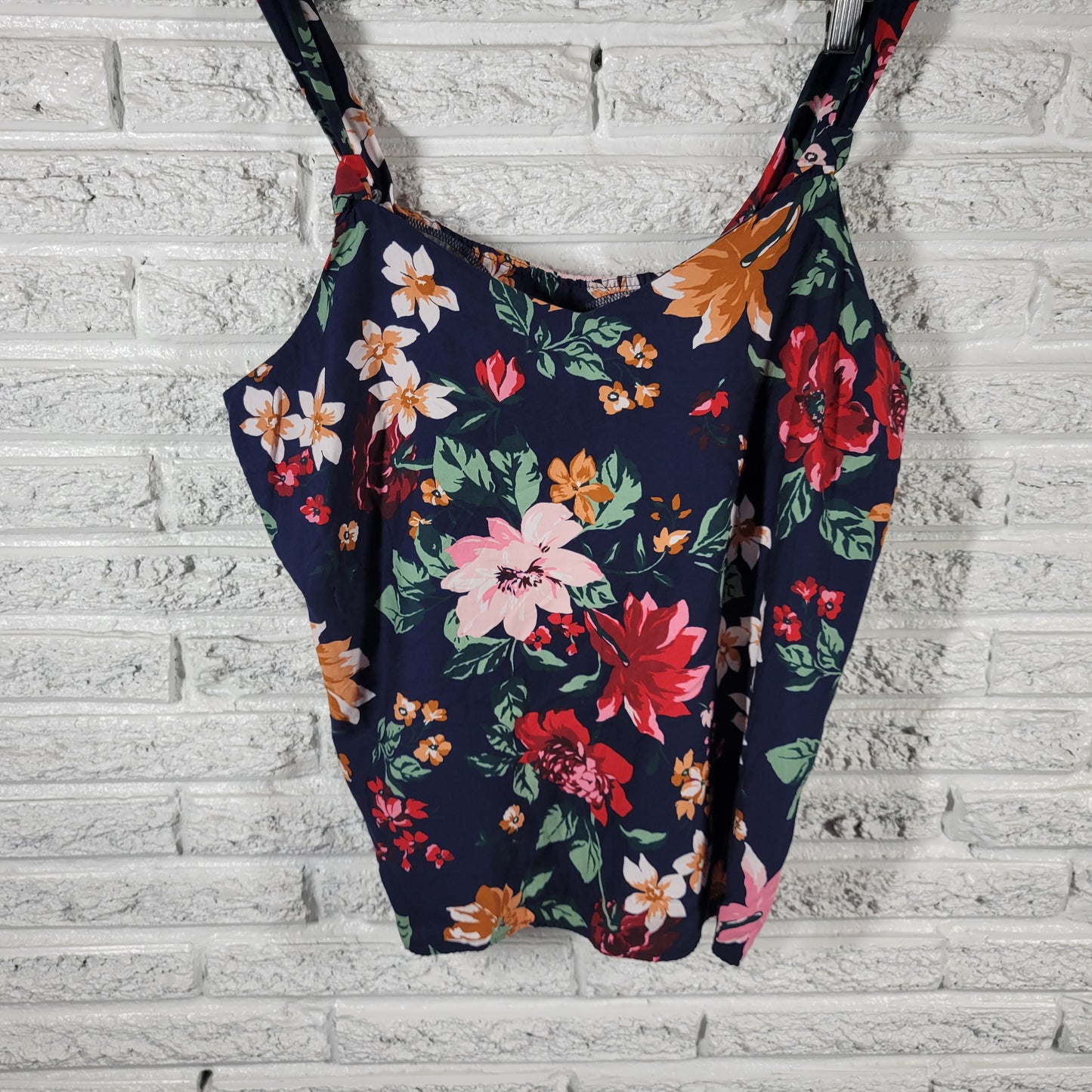 Old Navy Womens Camisole XL Floral V-Neck Rayon Cotton Strappy Tank Top FLO240E