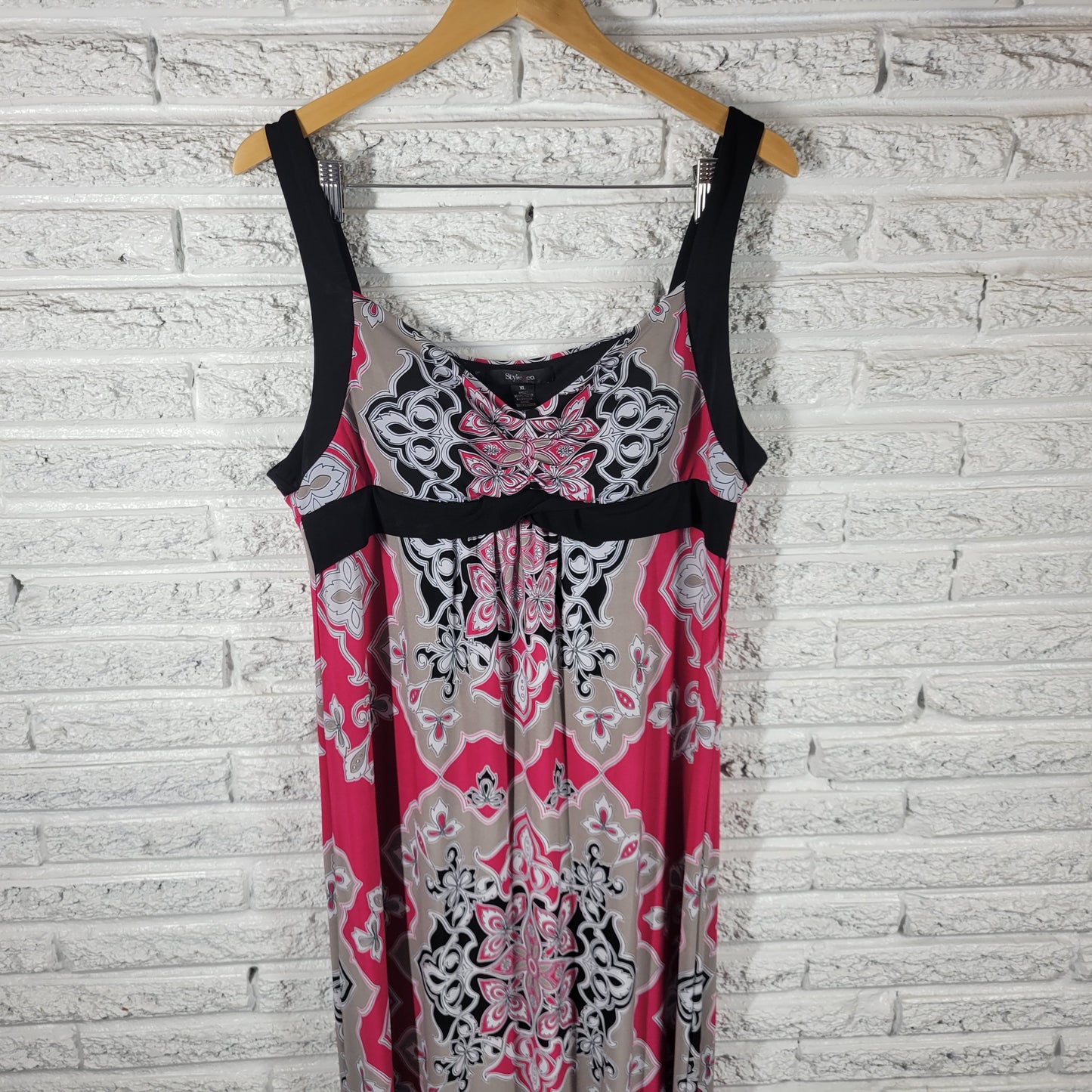 Style & Co XL Sundress Maxi Shift Geometric Floral Sleeveless VNeck Bra FLO176XE