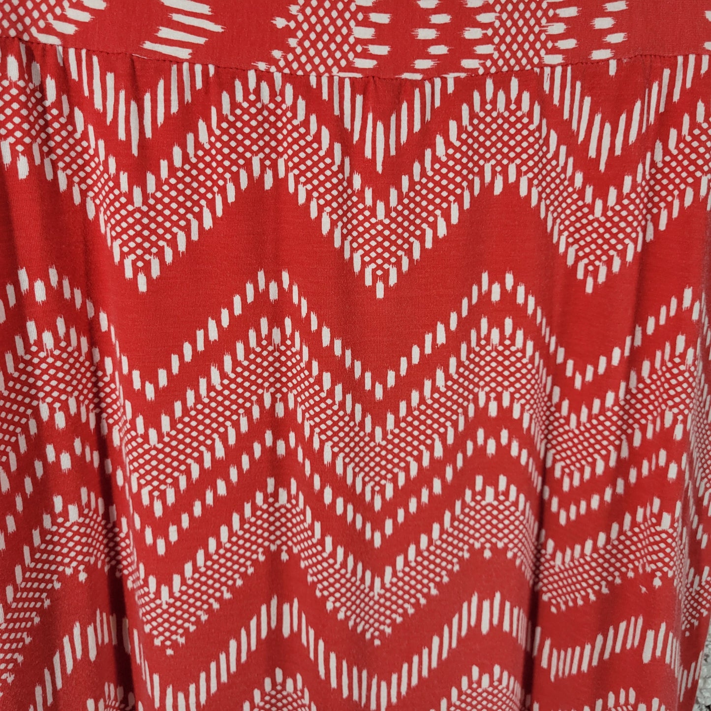 Dress Barn XL Maxi Skirt Red White Geometric Stretch Elastic Waist GEO158E