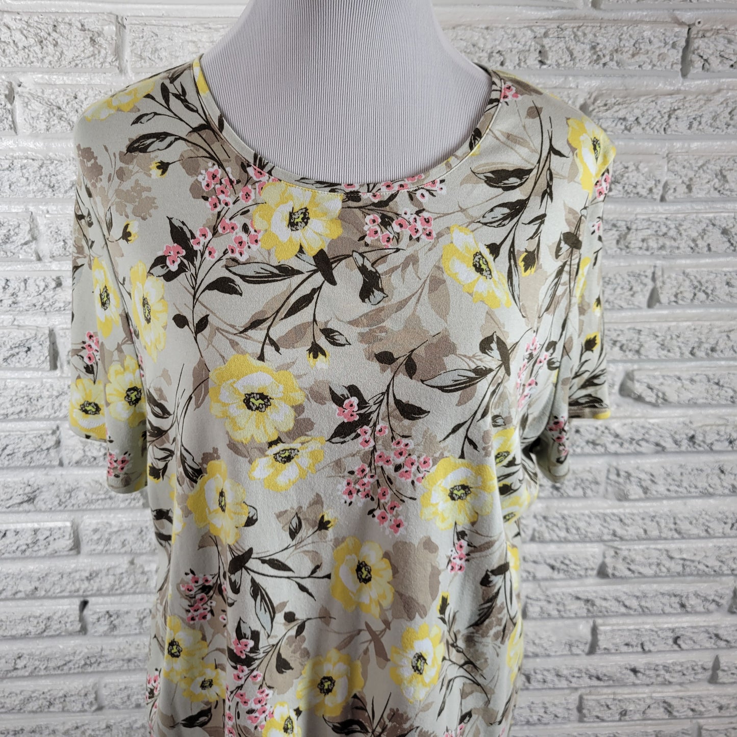 Croft & Barrow Classic Womens Tee 2X Floral 100% Cotton Crew Neck FLO221E