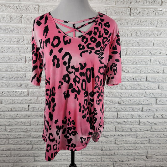 Southern Stitch Womens Tee XL Pink Animal Print Lattice Neck Gathered Hem ANI61E