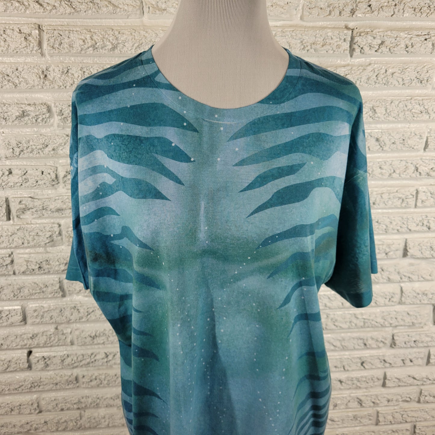 Disney Pandora Womens Tee XL Blue Animal Print Short Sleeve T-Shirt BLU75E