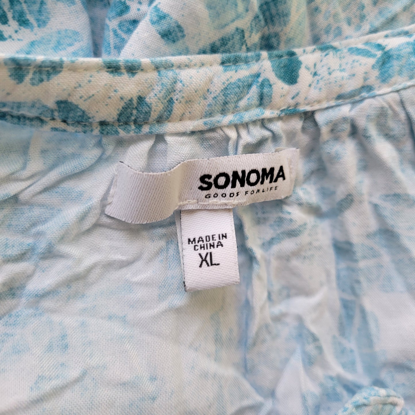 Sonoma Womens Top XL Blue White Floral Rayon Blouse V-Neck 3/4 Sleeve FLO274XE