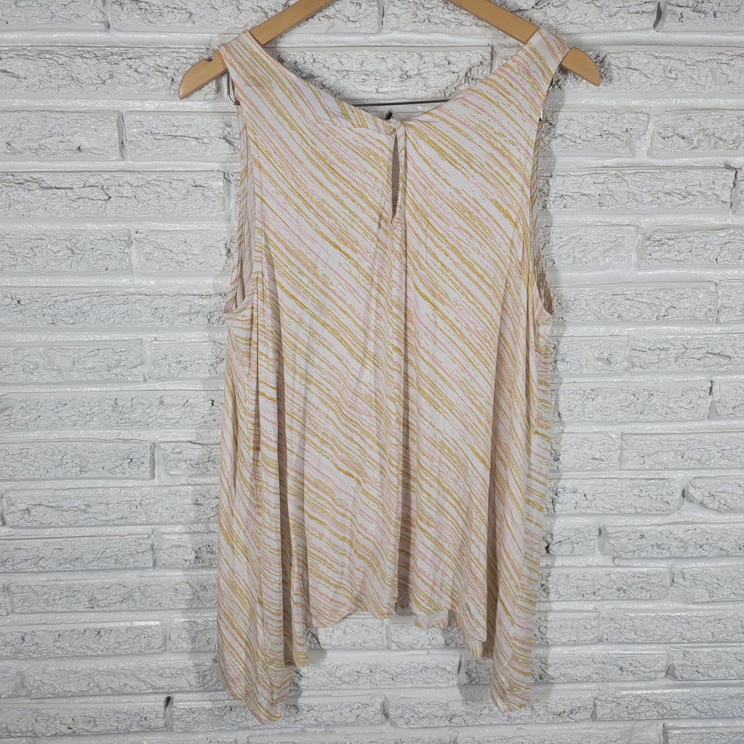 Apt 9 Women Tank Top XL Pink Gold Stripe Pullover Sleeveless Summer STR139E