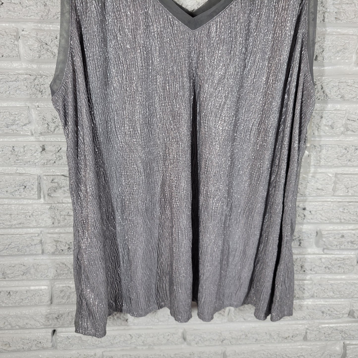 Lane Bryant Tank Top 26 28 Plus Size V Neck Silver Metallic Sparkle GRA35E