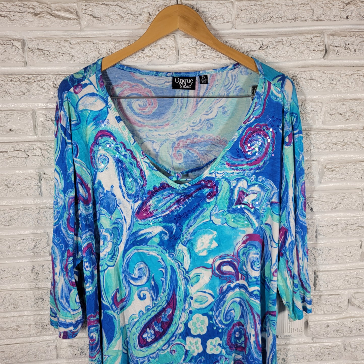Onque Top Womens 3X Blue Purple Paisley Sequin V-Neck 3/4 Sleeve Casual PAI25E