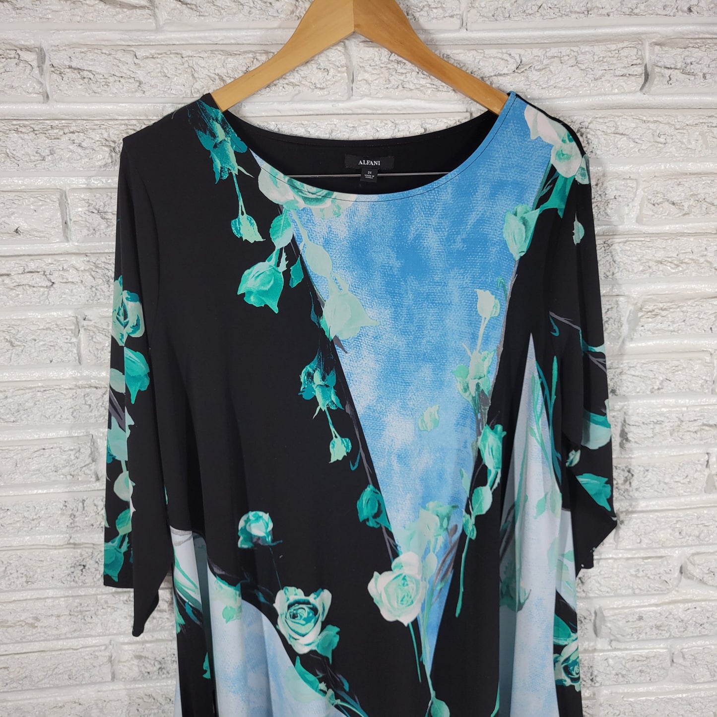 Alfani Asymmetric Tunic Womens 2X Black Blue Floral 3/4 Sleeve Casual FLO283E
