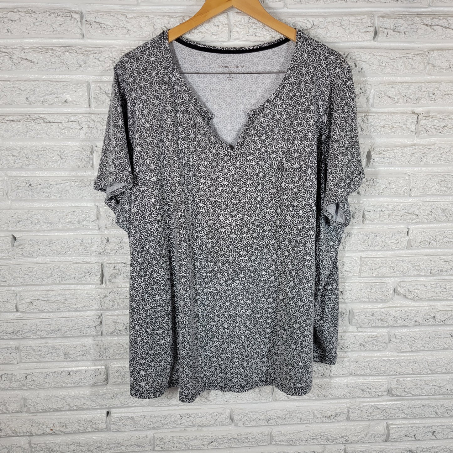 Woman Within Womens Tee 3X Gray White Geometric V-Neck Short Sleeve GEO27E