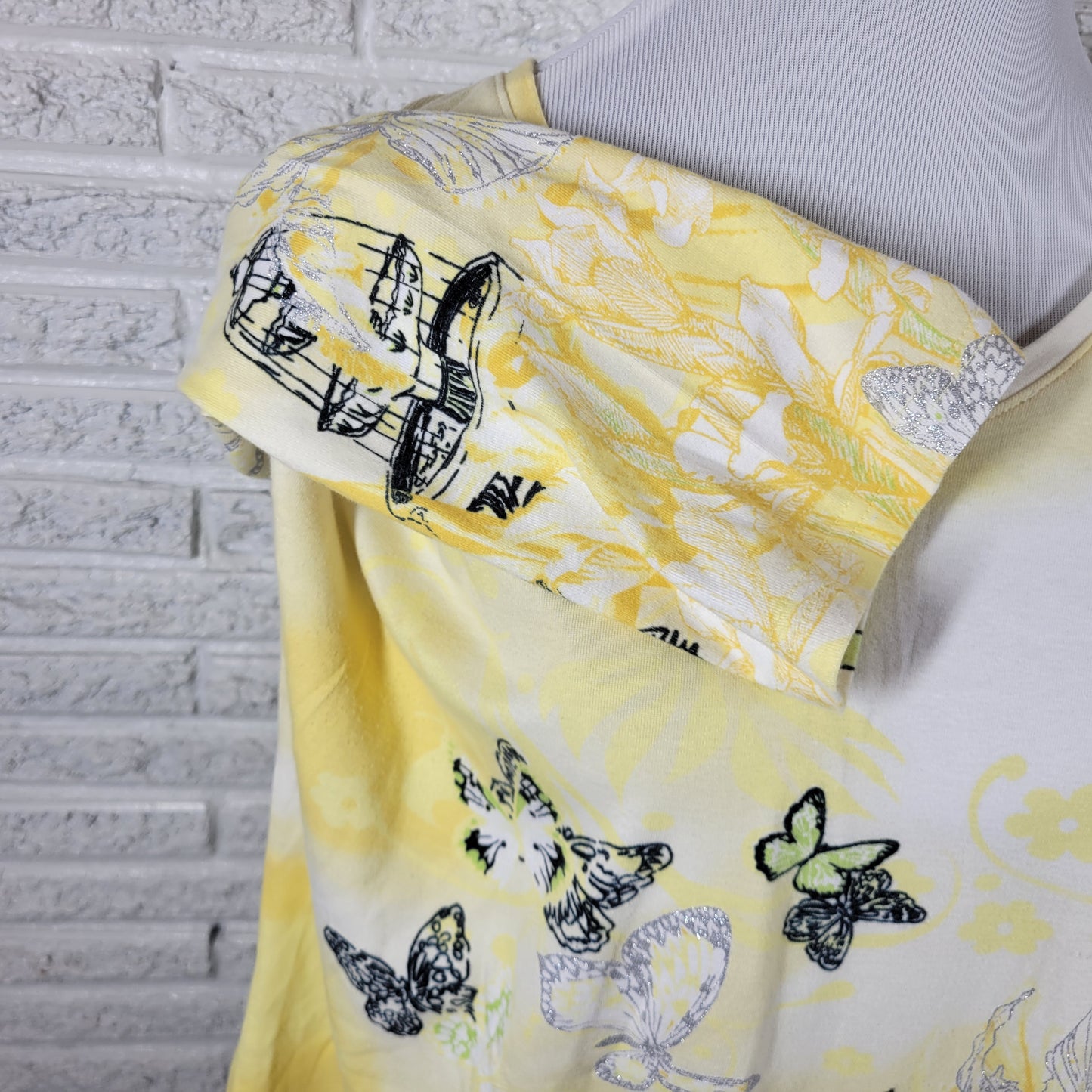 Christopher & Banks XL Shirt Yellow Butterfly Birdcage Floral Glitter Top YEL1E