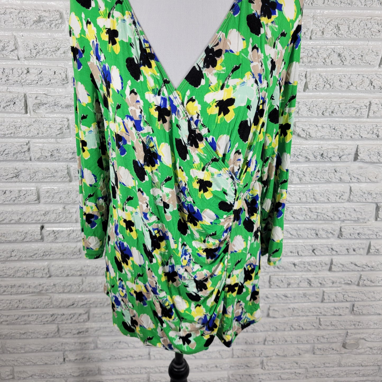 Dana Buchman Womens Top XL Green Yellow Watercolor V-Neck 3/4 Sleeve WAT98E