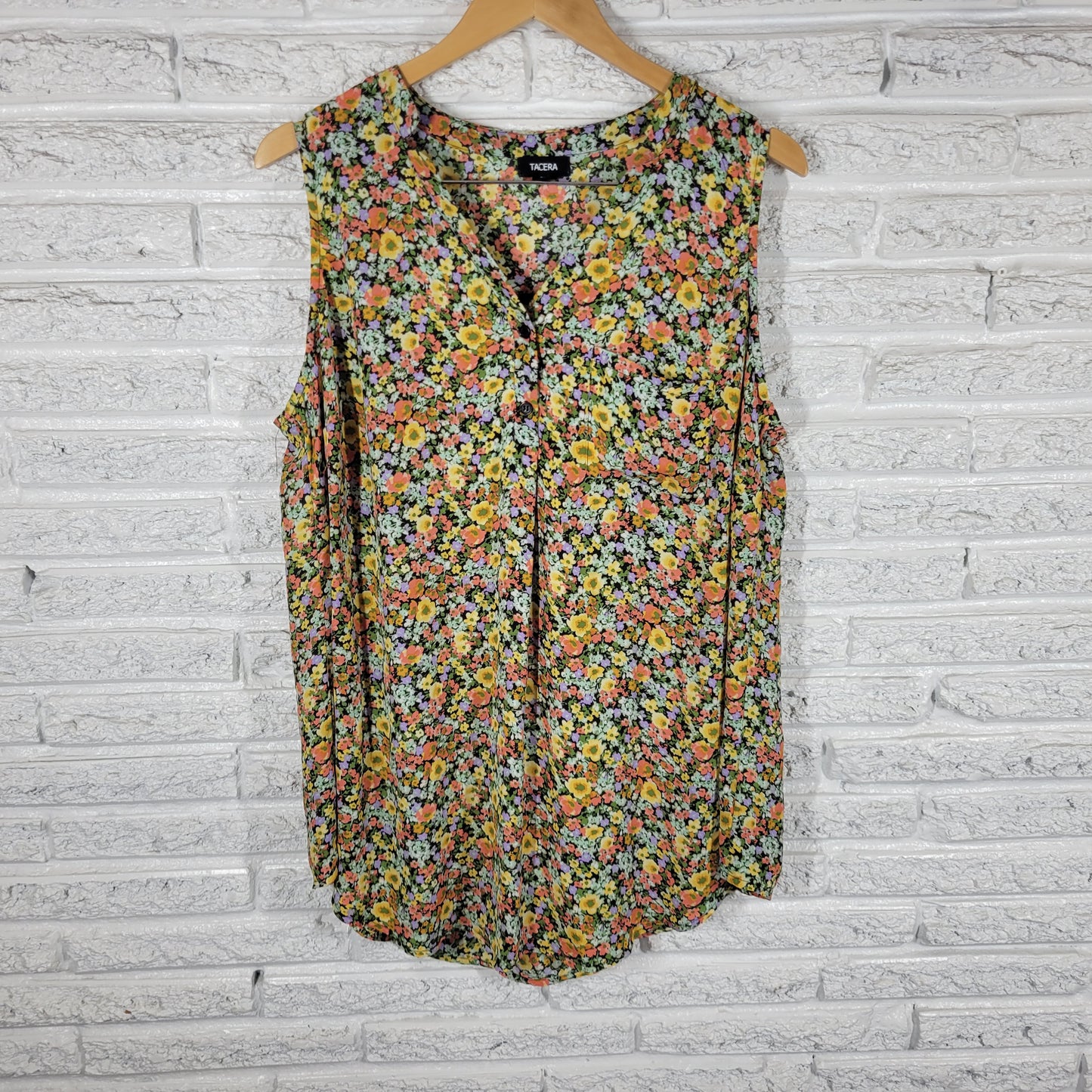 Tacera Womens Tunic Blouse 2X Floral V-Neck Sleeveless Lightweight FLO164E