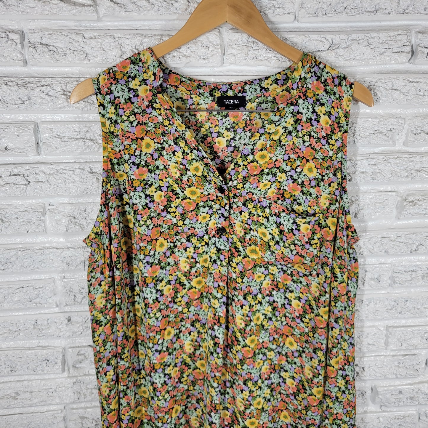 Tacera Womens Tunic Blouse 2X Floral V-Neck Sleeveless Lightweight FLO164E