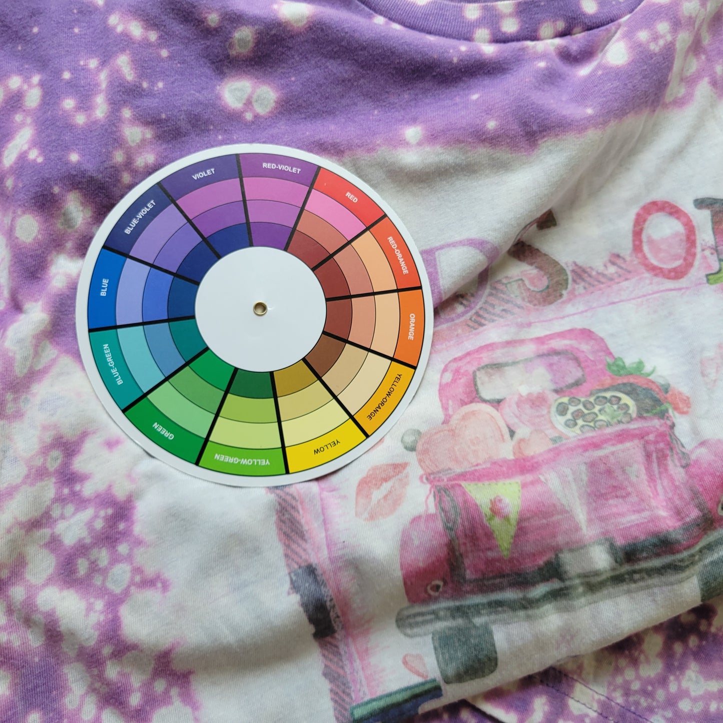 Bella Canvas 4XL T-Shirt Purple Bleached Graphic Tee Loads Of Love NOV95E