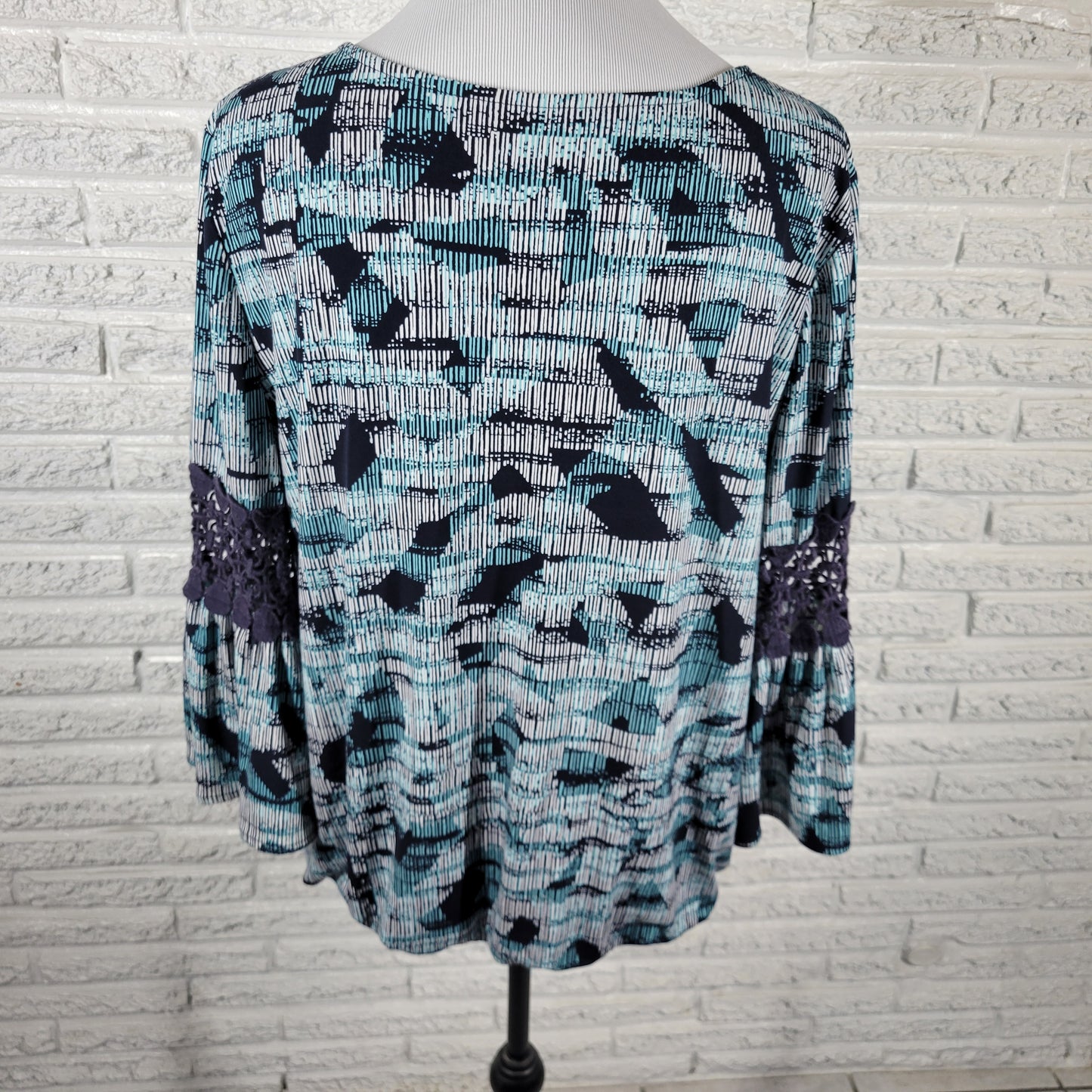 Alfani Peplum Top XL Blue Geometric Bell Crochet Sleeve Pullover GEO202E