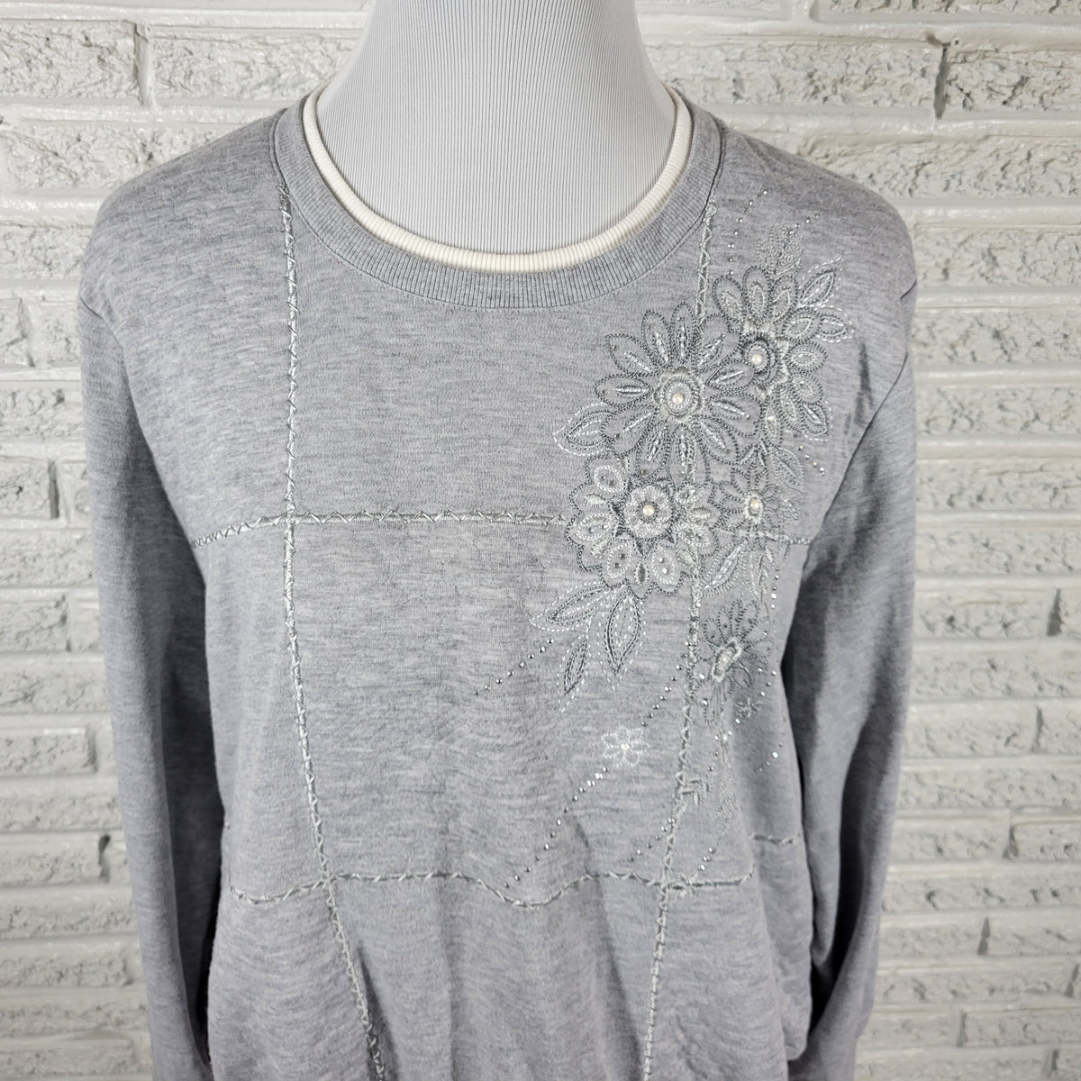 Alfred Dunner Quilted Sweatshirt PXL Petite XL Gray Floral Embroidered B27E
