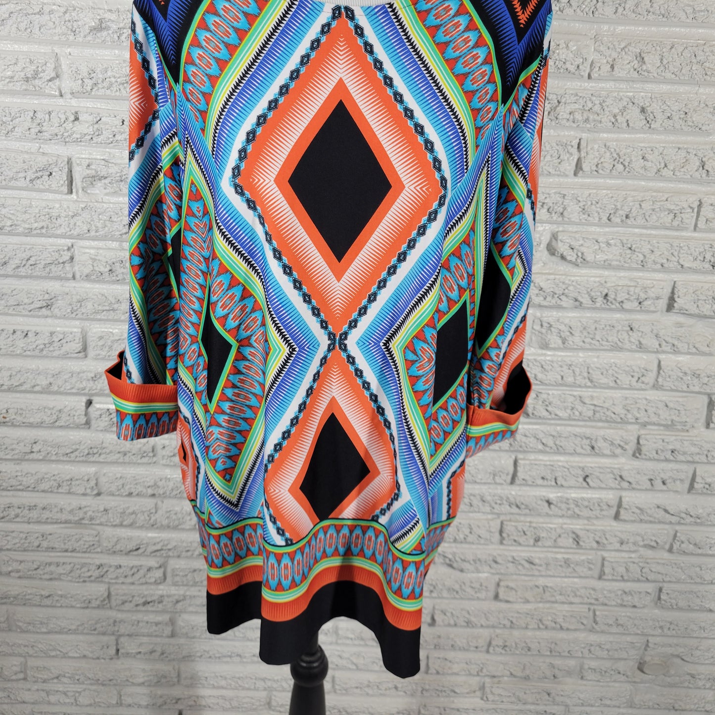 New Directions Tunic Blouse 1X Plus Size Geometric Multicolor Roll Tab GEO200E