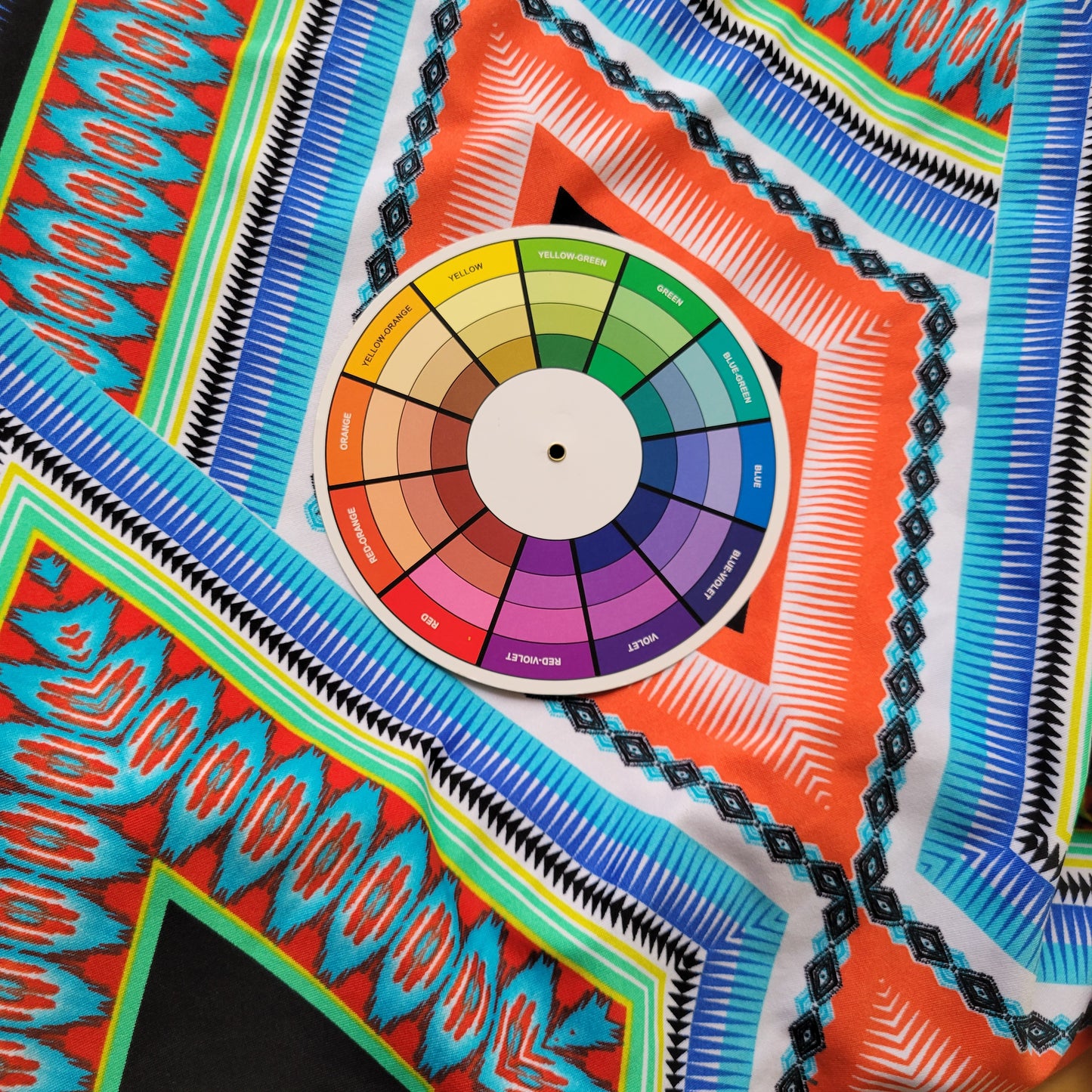 New Directions Tunic Blouse 1X Plus Size Geometric Multicolor Roll Tab GEO200E