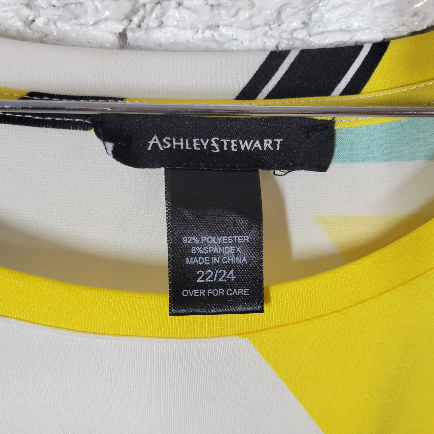 Ashley Stewart Blouse 22/24 Plus Size Geometric Multicolor Short Sleeve GEO192E