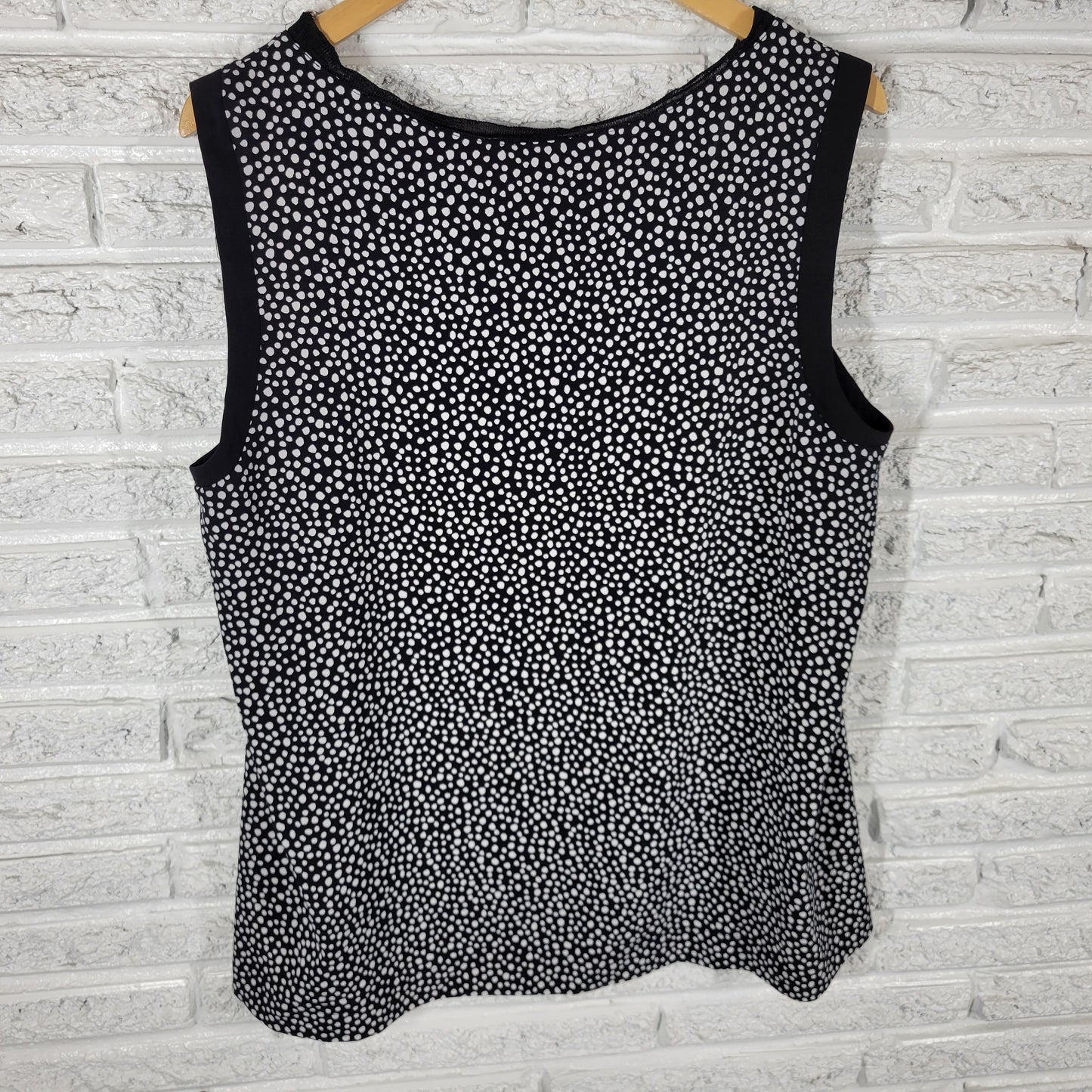 Jones New York Tank Top XL Black White Animal Print Mesh Neck Sleeveless ANI46E