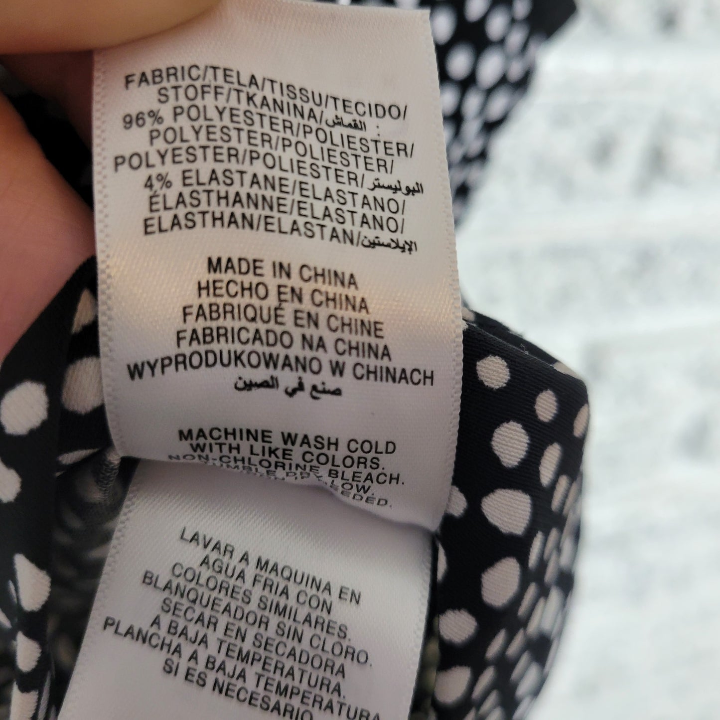 Jones New York Tank Top XL Black White Animal Print Mesh Neck Sleeveless ANI46E