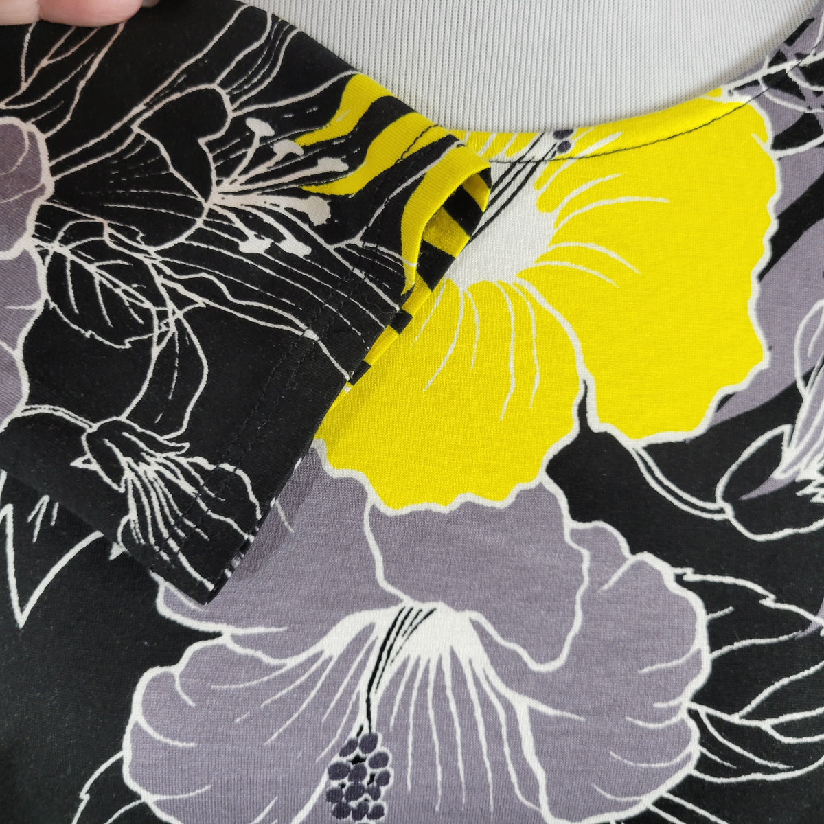 Ruby Rd PXL Petite Womens Yellow Black Floral Asymmetric 3/4 Sleeve Top FLO55E