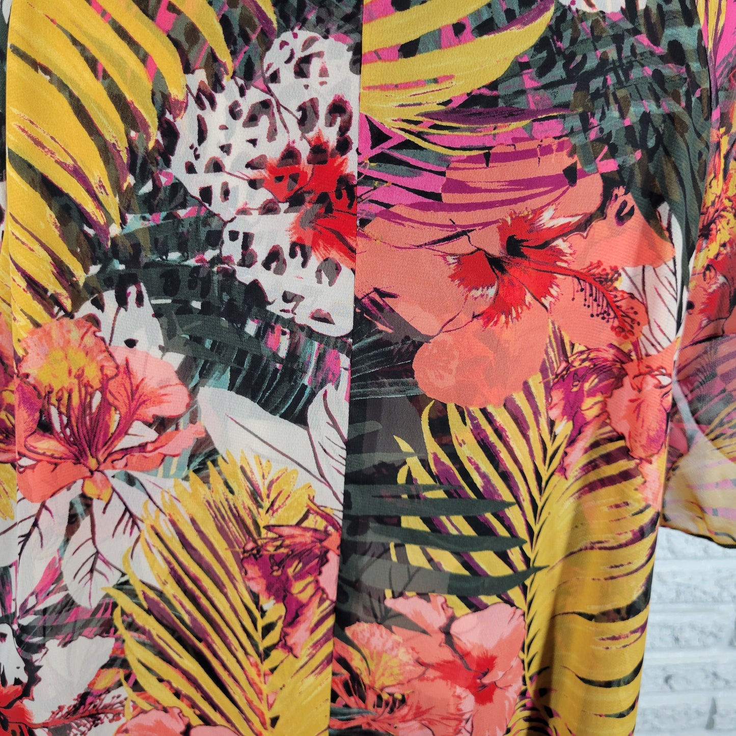 Roz & Ali Womens Top 2X Plus Floral Sheer Flutter Sleeve Split Front FLO6E