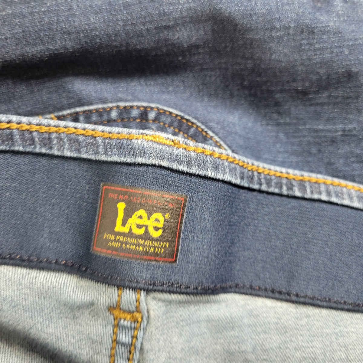 Lee Boot Cut Jeans 20W Dark Wash Denim Elastic Waist Stretch 27" Inseam SL10E