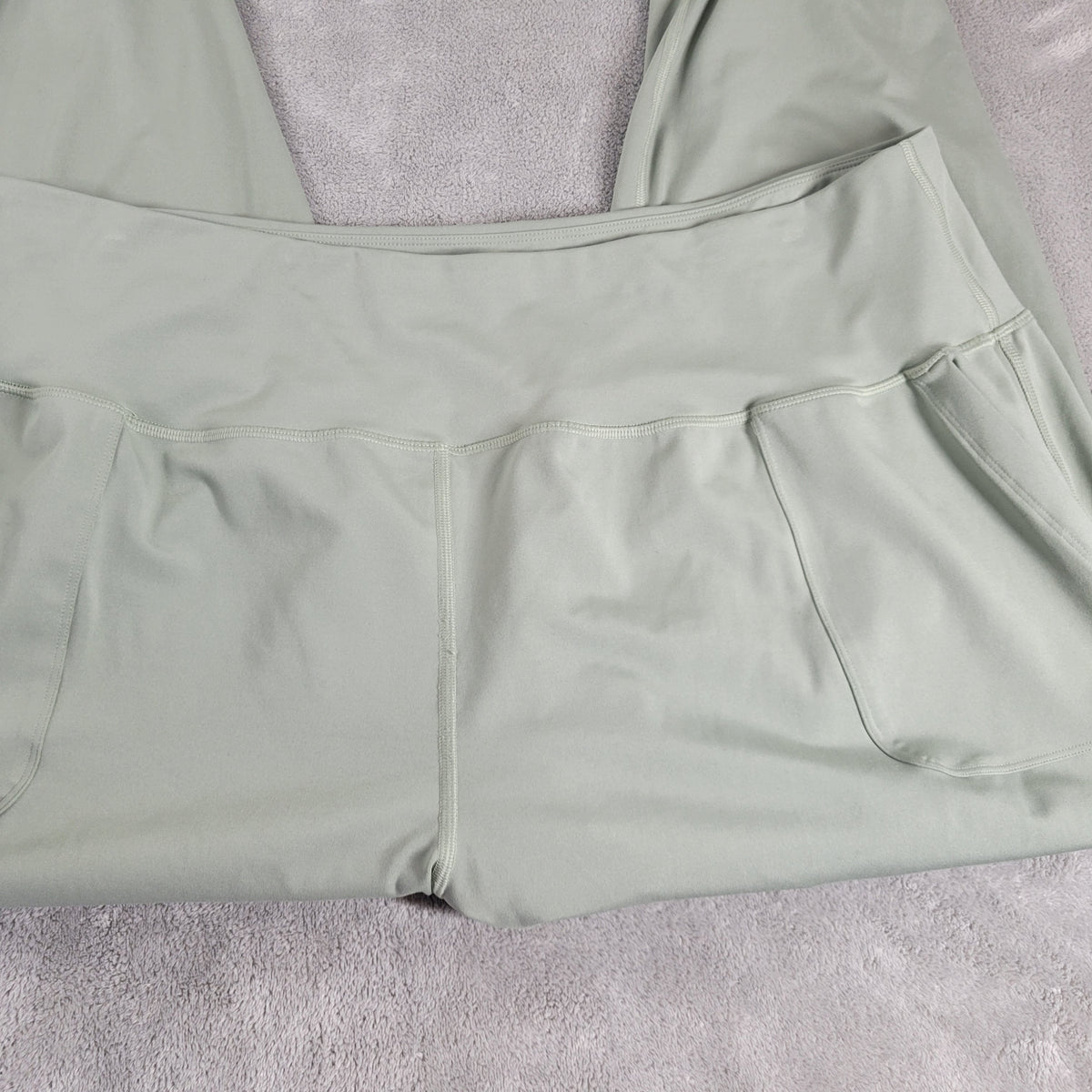 Under Armour Womens Capri Jogger Pants 3X Plus Mint Green Elastic Waist GRE42E