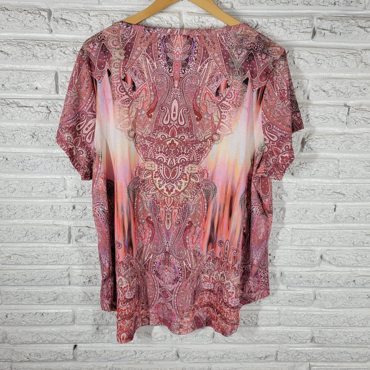 One World Live Let Live Top 3X Multicolor Geometric Rhinestone V-Neck GEO94E