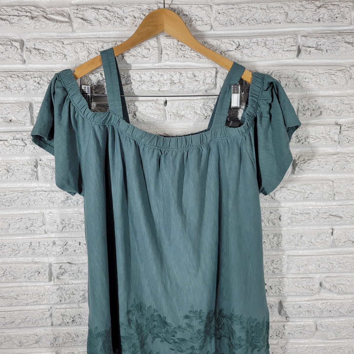 Lane Bryant Tunic Top 18/20 Green Cold Shoulder Embroidered Crochet GRE39E
