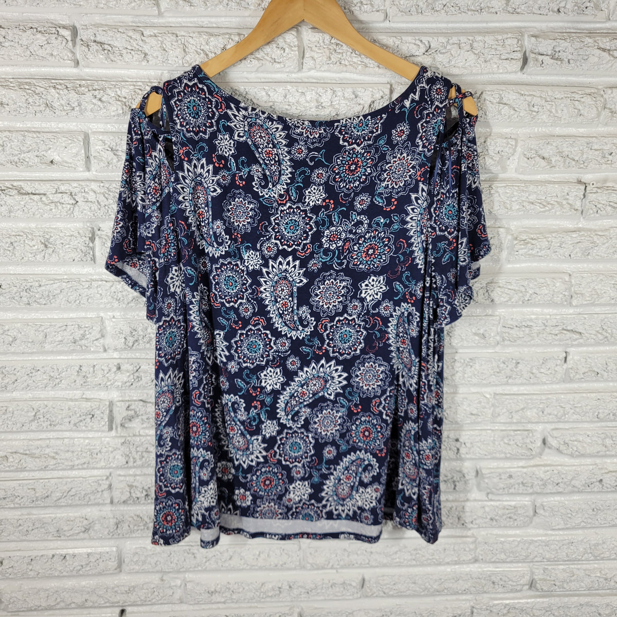 Westport Tee XL Blue Paisley Cold Shoulder Short Sleeve Top Stretch PAI18E