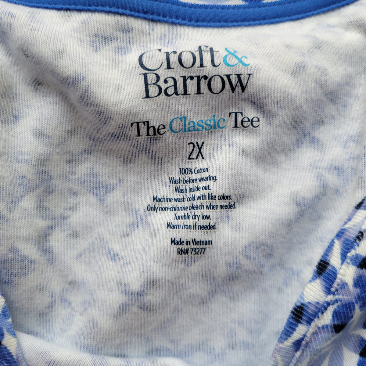 Croft & Barrow Classic Tee 2X Blue White Geometric V-Neck Cotton Knit GEO176E