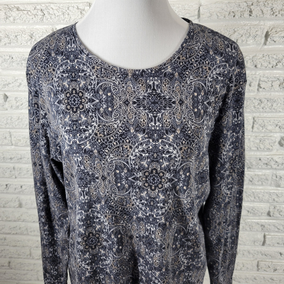 Croft & Barrow Blue Gray Paisley T-Shirt Women XL 100% Cotton Long Sleeve PAI24E