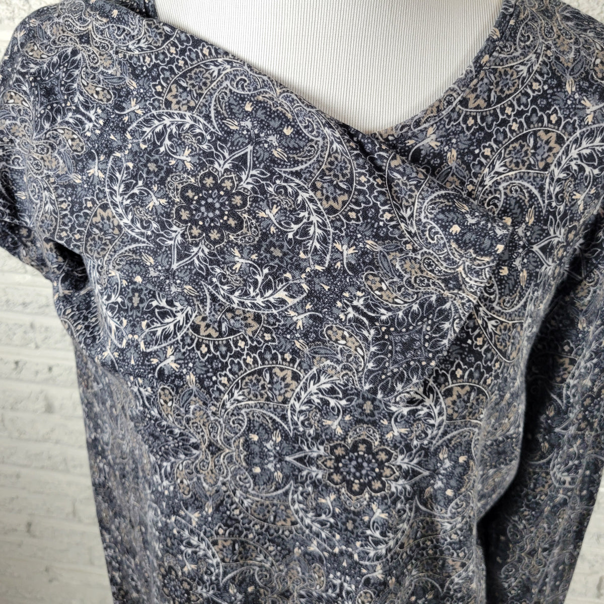 Croft & Barrow Blue Gray Paisley T-Shirt Women XL 100% Cotton Long Sleeve PAI24E