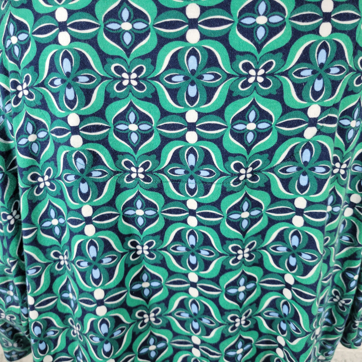 Croft & Barrow Green Geometric V-Neck T-Shirt Women Plus Size 2X GEO203E