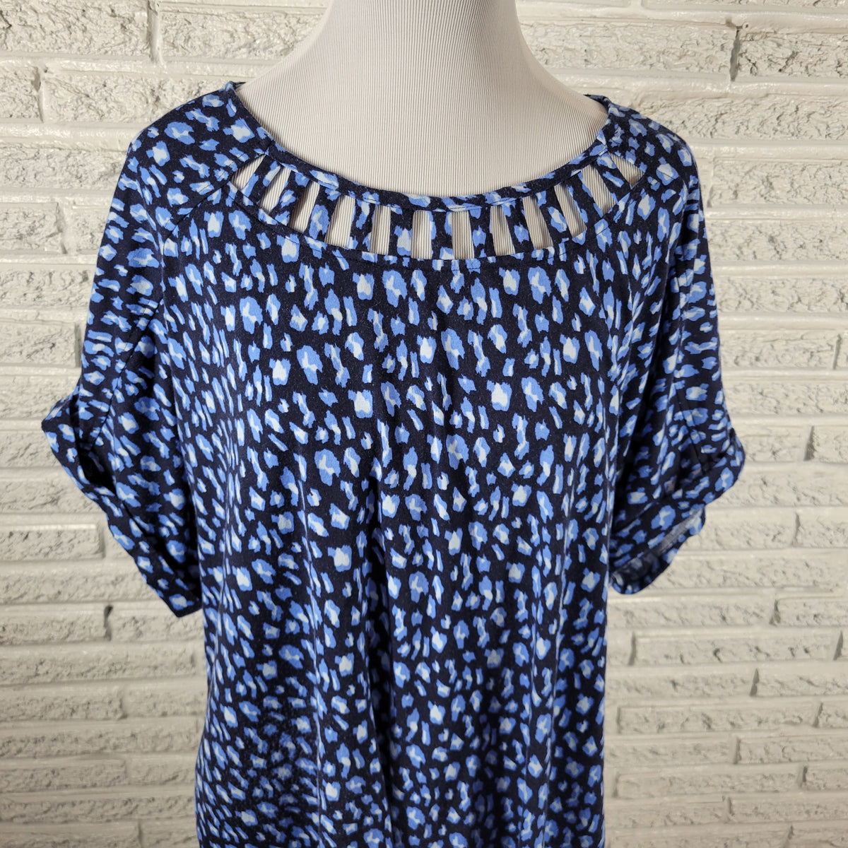 Kim Rogers Blue Watercolor Tunic Blouse Women Plus 2X Lattice Neck WAT45E