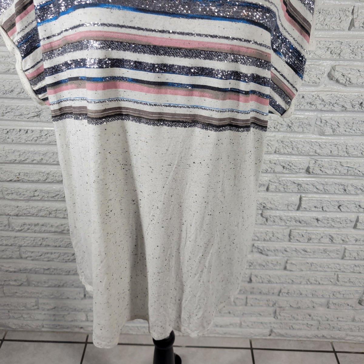 Apt 9 Women XL Sparkle Blue Pink Stripe Tee Pullover Blouse Cotton STR89E