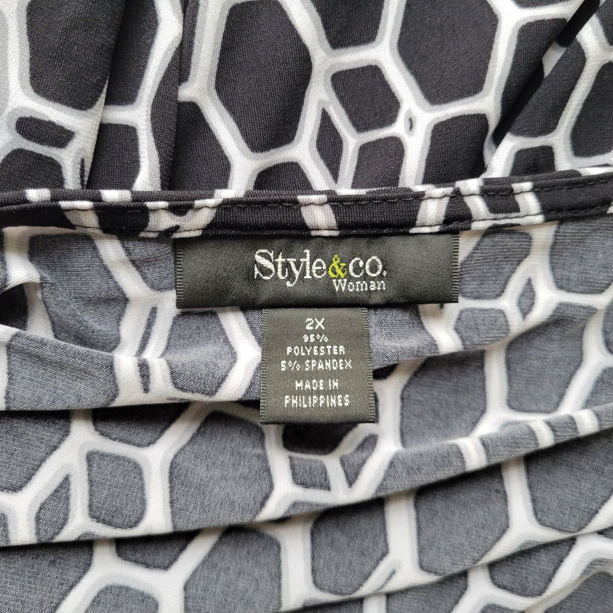 Style & Co Black White Geometric Tunic Top Women's Plus Size 2X GEO22E