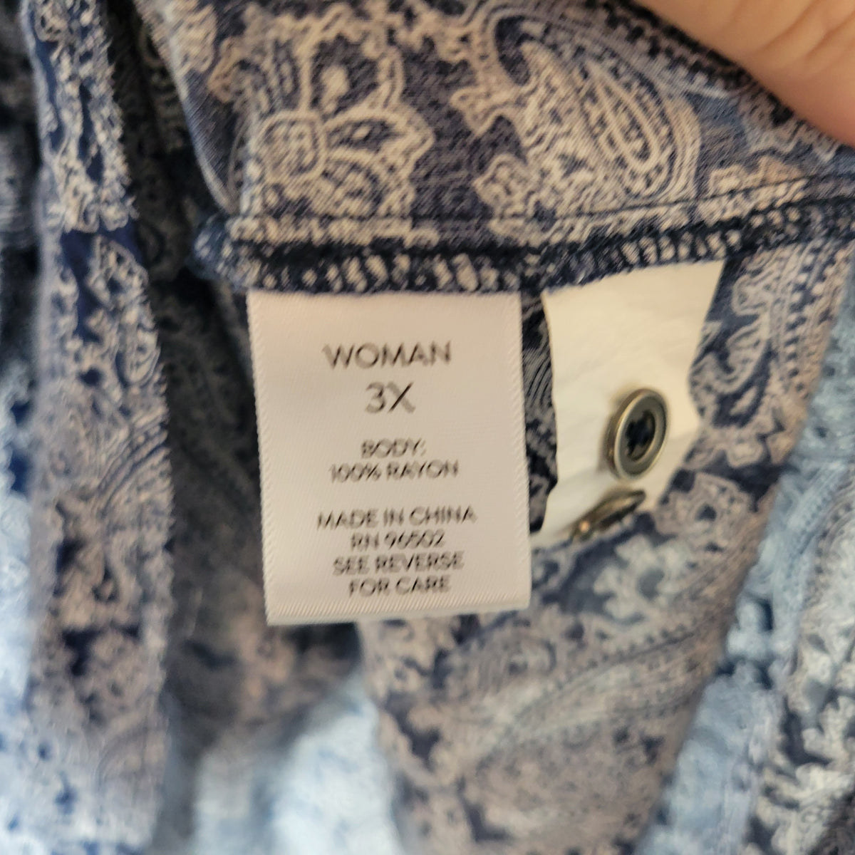 Westport Blue White Paisley Tunic Blouse Women 3X Plus V-Neck Tie Sleeve PAI36E
