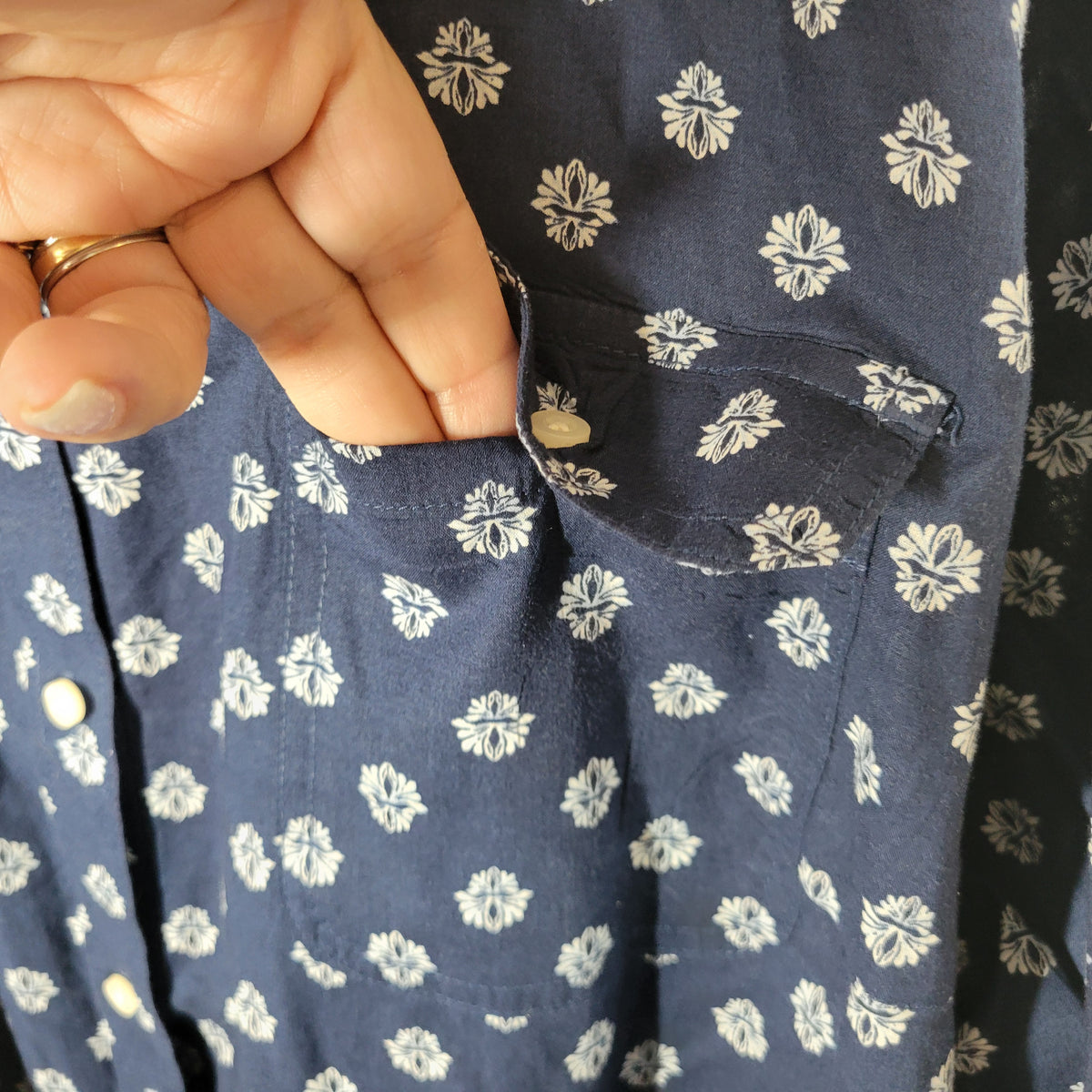 St. John's Bay Blue White Floral Shirt Women 3X Plus 100% Cotton FLO261E