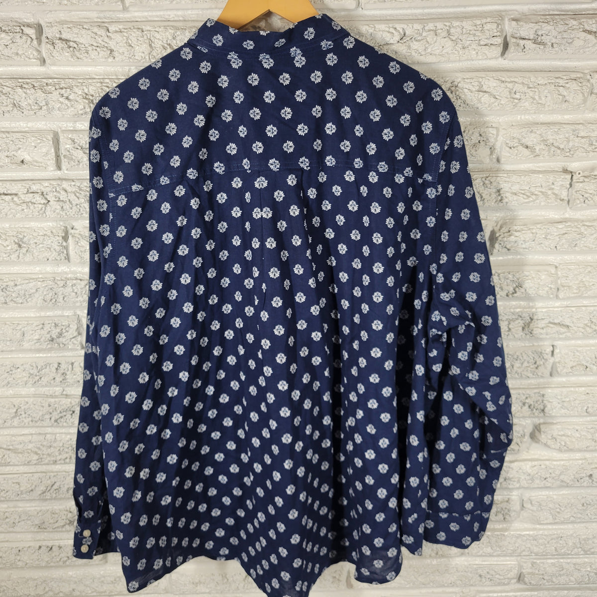 St. John's Bay Blue White Floral Shirt Women 3X Plus 100% Cotton FLO261E