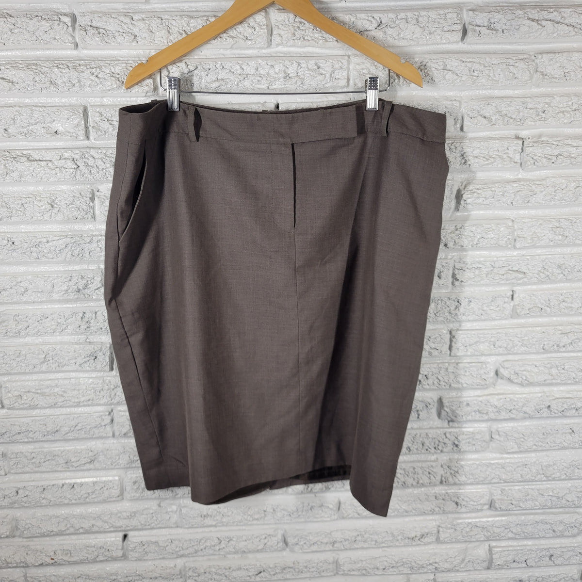 Lane Bryant Brown Pencil Mini Skirt Women Plus Size 24 Lined Pockets Zip BRO37E