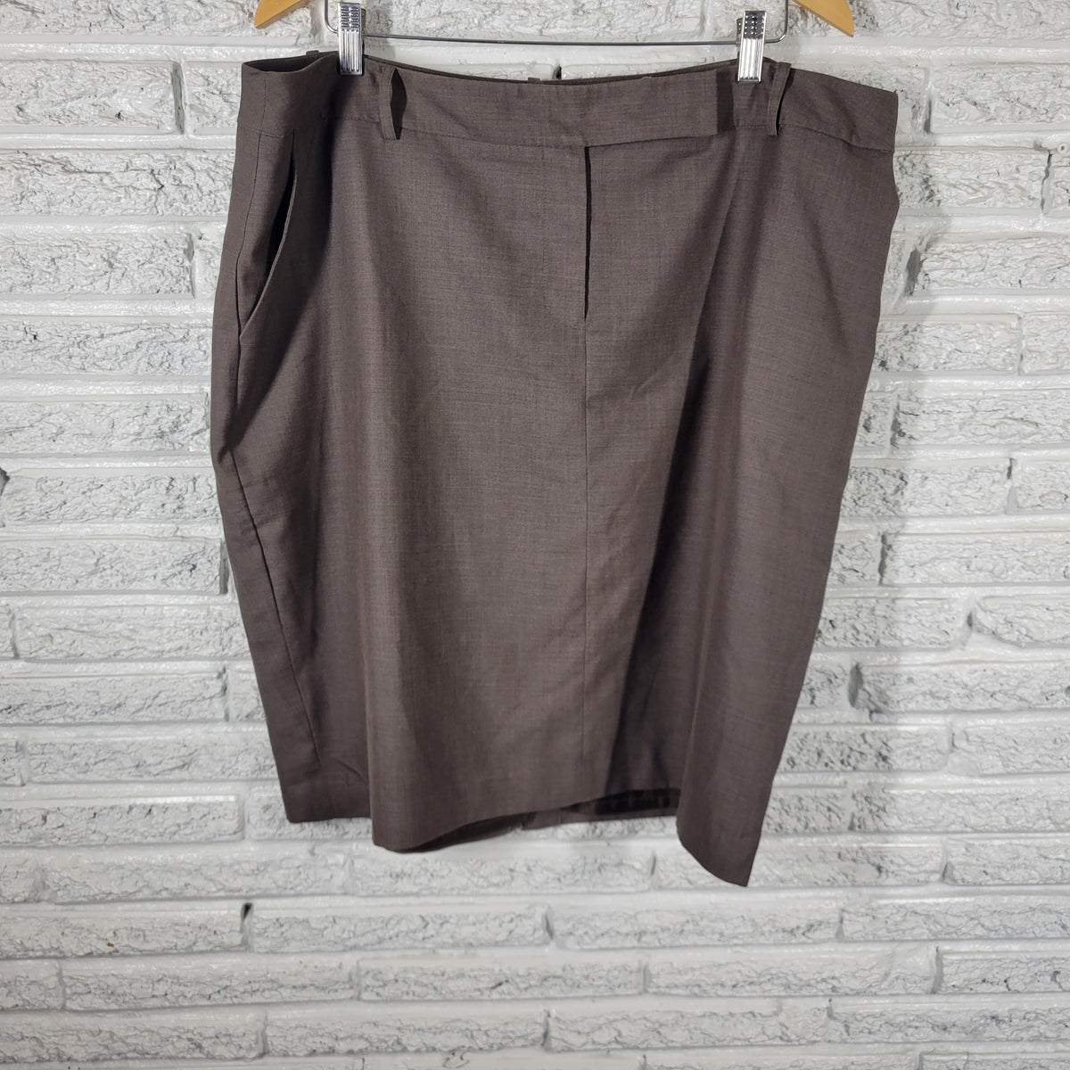 Lane Bryant Brown Pencil Mini Skirt Women Plus Size 24 Lined Pockets Zip BRO37E