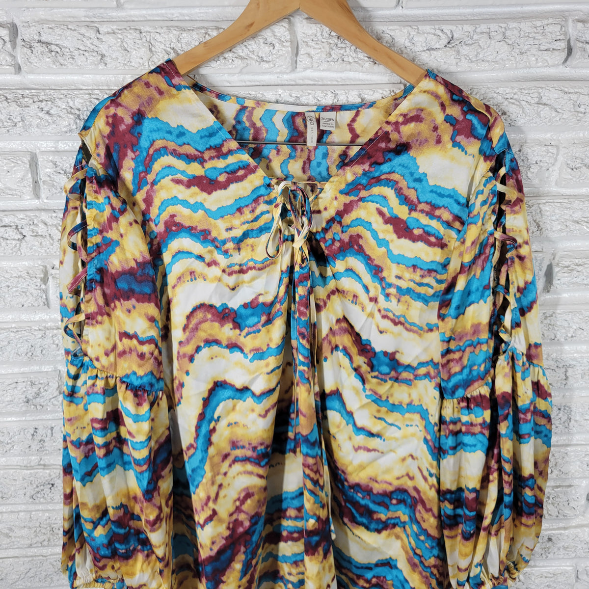 Cato Cold Shoulder Watercolor Top Women 26W 28W Crisscross Cold Shoulder WAT106E