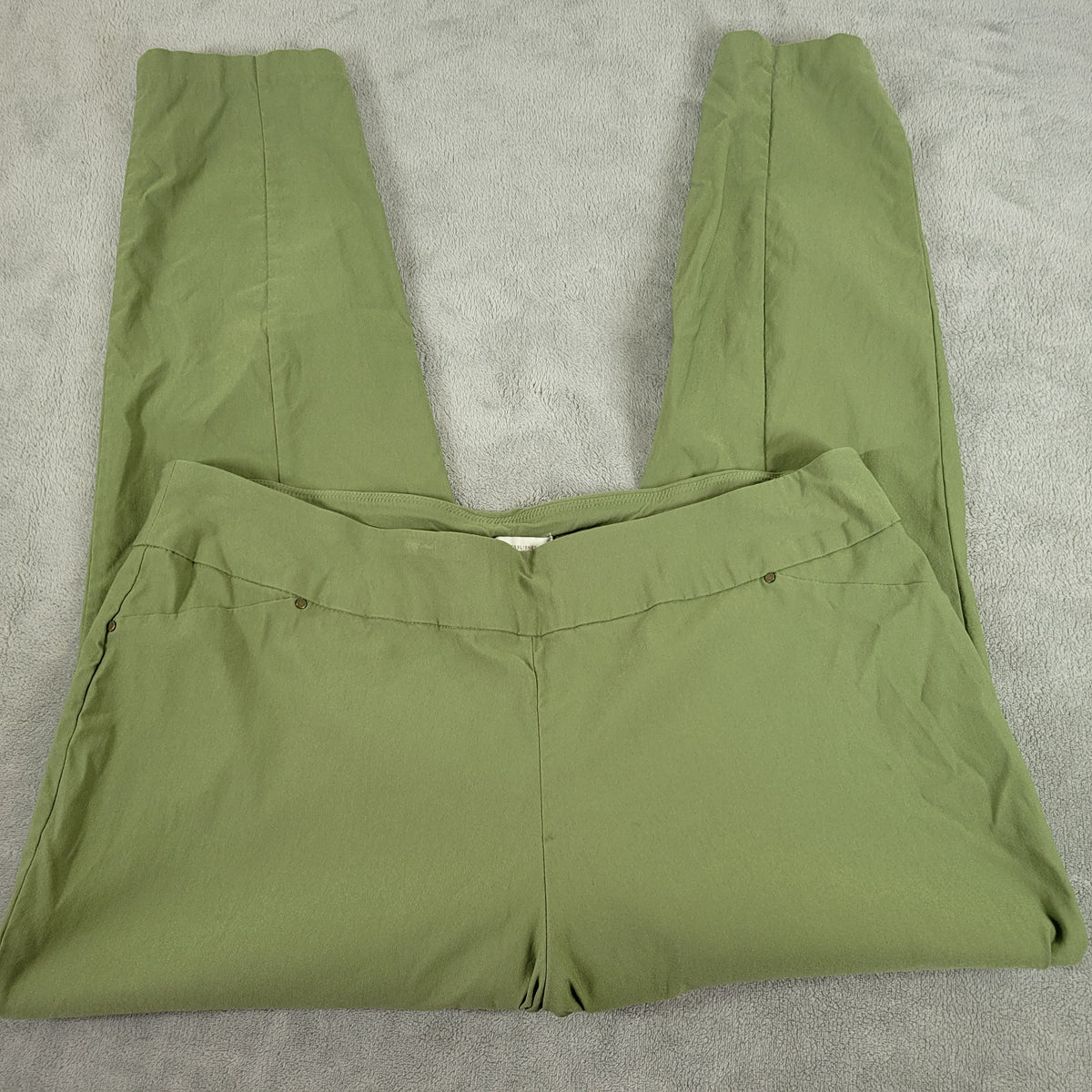 Cato Pants 18W Plus Size Green Straight Leg Pull On Elastic Waist GRE50E